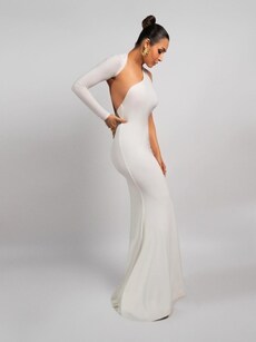 Malaika Arora Khan sizzles in an all-white look for summer