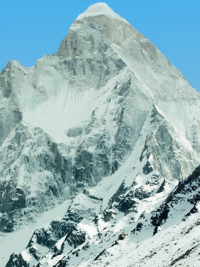 10 Highest Peaks In The World That No One Has Ever Climbed