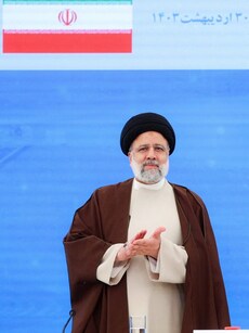 Presidents, Prime Ministers killed in helicopter crash