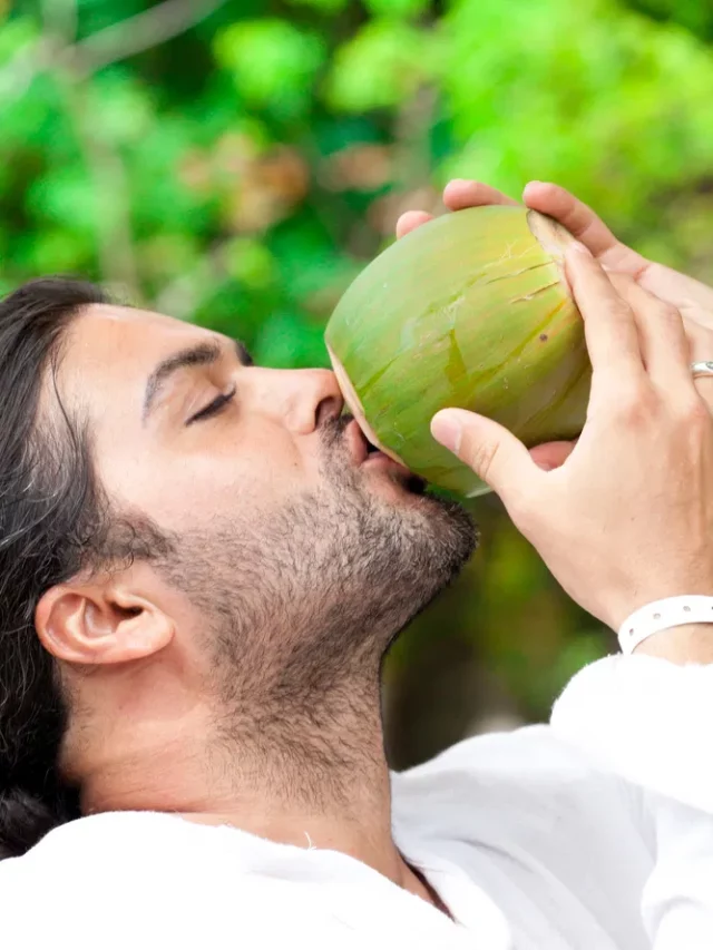 Coconut Water: ناریل کے پانی سے متعلق حیران کن فائدے