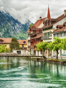 10 Best Countries to Live and Work