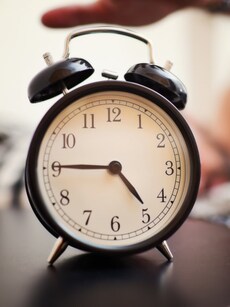 10 Amazing Benefits of Waking Up at 5 AM for Students