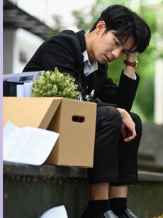 10 Jobs Disappearing Faster Than You Think