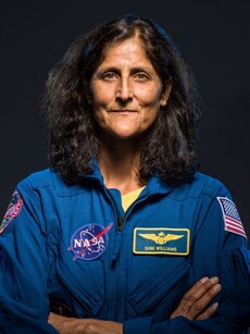 Top 10 Inspiring Quotes from Sunita Williams