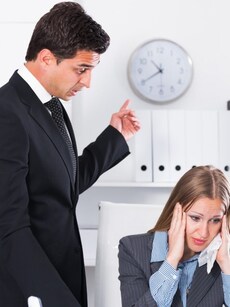 8 Tips for Handling a Toxic Boss Effectively