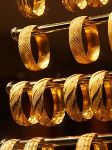 7 Reasons Why Gold is Considered a Safe Haven