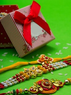 Find Perfect Raksha Bandhan Gifts Based on Your Sibling’s Zodiac Sign