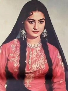 10 Unseen Pics Of Saira Banu From Her Young Days