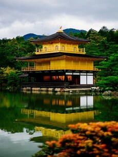 Top 10 Relaxed Holiday Spots for Slow Travelers