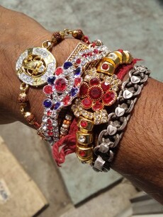 Make your own rakhi with love & creativity for your brother