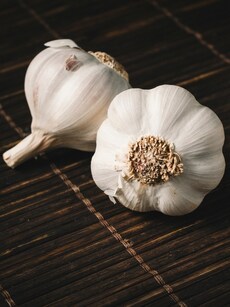 12 ways to find out if the garlic you’ve bought is real or fake