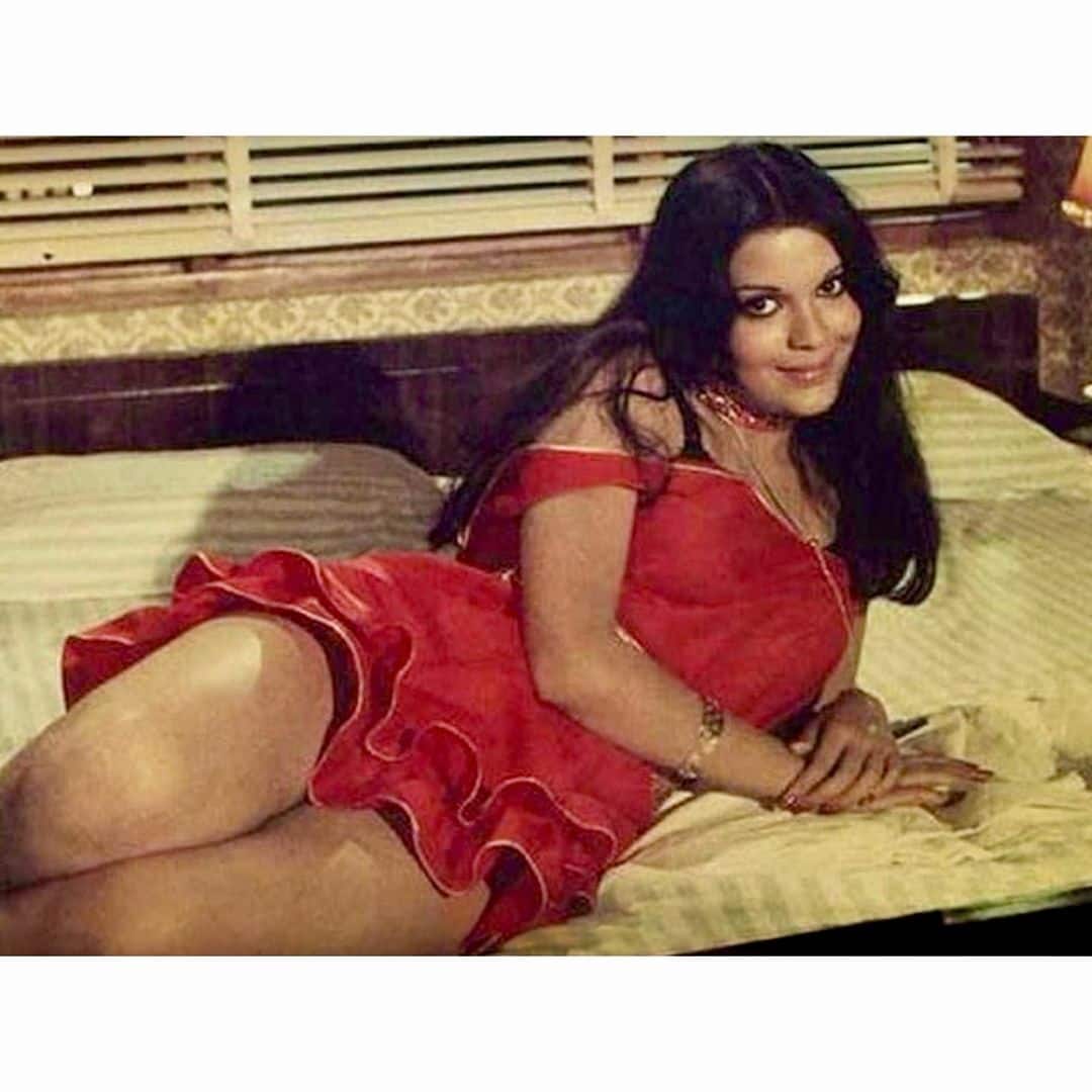 A Look At Iconic Actress Zeenat Amans Unseen Bollywood Moments