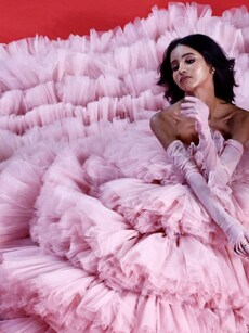 Zodiac Signs Most Likely to Go Viral in 2024