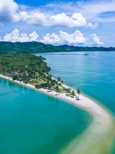 9 Hidden Indian Islands with Stunning Views That Outshine the Maldives