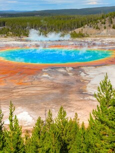 10 Mind-Blowing Surreal Destinations on Earth You Have to See!