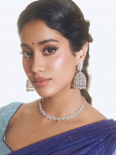 Janhvi Kapoor shines in stunning glittery lehengas