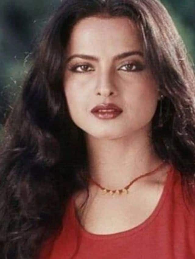 A Glimpse Into Birthday Girl Rekha’s Timeless Beauty