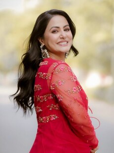 Hina Khan’s Inspiring Journey Through Cancer: Overcoming Challenges With Hope