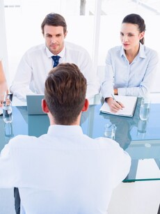 7 Powerful Tips to Stay Positive During a Job Interview