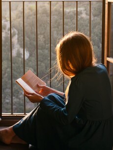 10 Transformative Books to Help You Rediscover Yourself