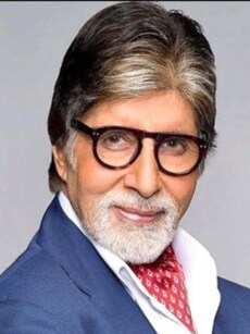 10 Iconic Amitabh Bachchan Movies You Can’t Miss