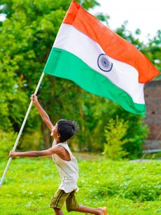 Top 10 Most Beautiful Flags in the World