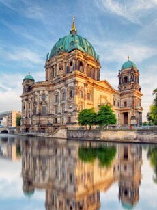 5 Perfect Getaways for Solo Travelers Worldwide