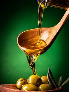 10 amazing health benefits of olive oil in daily diet