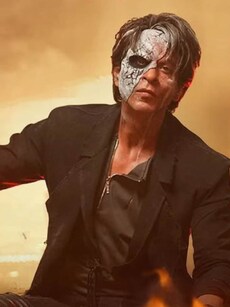 10 celebrities hackers are using to scam you