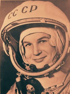 10 Legendary Women Scientists Who Changed History