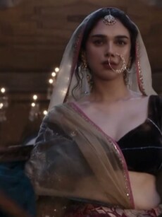 Aditi Rao Hydari-Inspired Saree Blouses For Diwali 2024