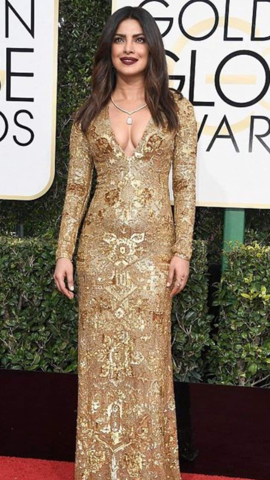 Dhanteras 2024: Bollywood divas who glittered in gold Dhanteras 2024: Bollywood divas who glittered in gold