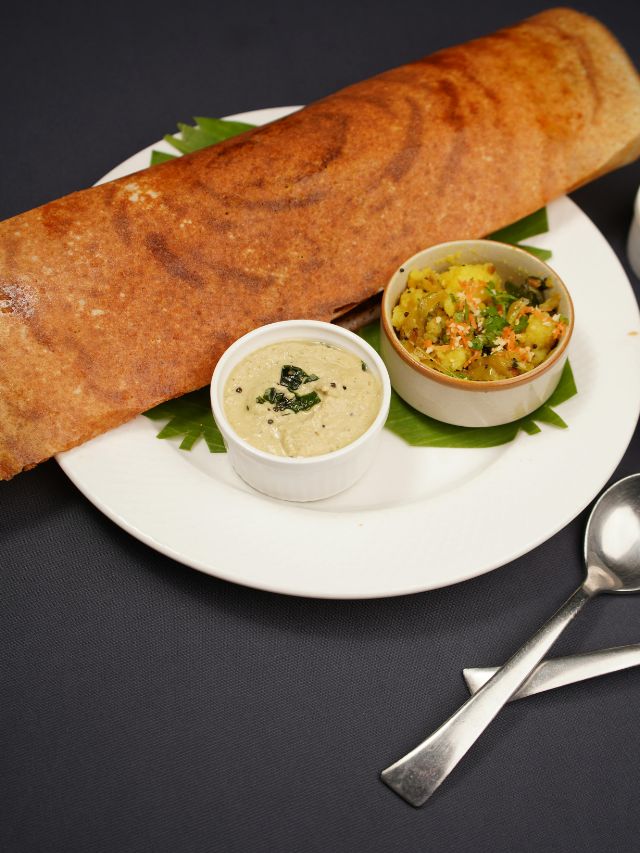 Healthy South Indian Kala Chana Dosa Recipe