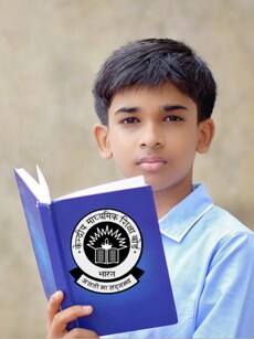 10 CBSE Toppers&rsquo; Tips to Score 99+ in Board Exams 2025