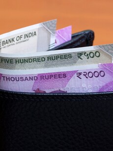 10 Unique Ways Students Can Earn Money