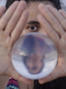 Top 7 Zodiac Signs with the Strongest Intuition