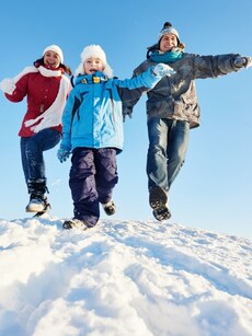 10 Budget-Friendly Winter Getaways for Families