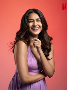 Must Watch Performances of Mrunal Thakur