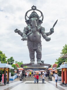 World&rsquo;s Tallest Ganesha Statue is Not in India: Find Out Where It Is