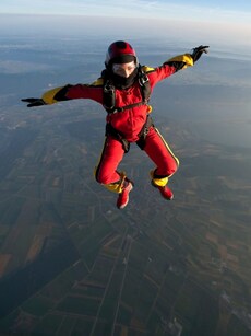 Skydiving in India: 9 Best Places for Thrill Seekers