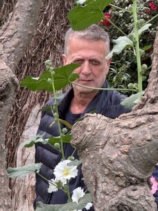 RIP Rohit Bal: 11 Indian celebrities who wore Gudda&rsquo;s designs