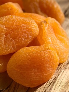 9 health benefits of apricots that give them superfood status