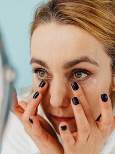 10 home remedies to stop dark circles: Tea bags, potato, tomato