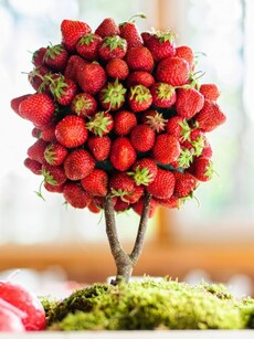 Health benefits of strawberries, best superfood snacks