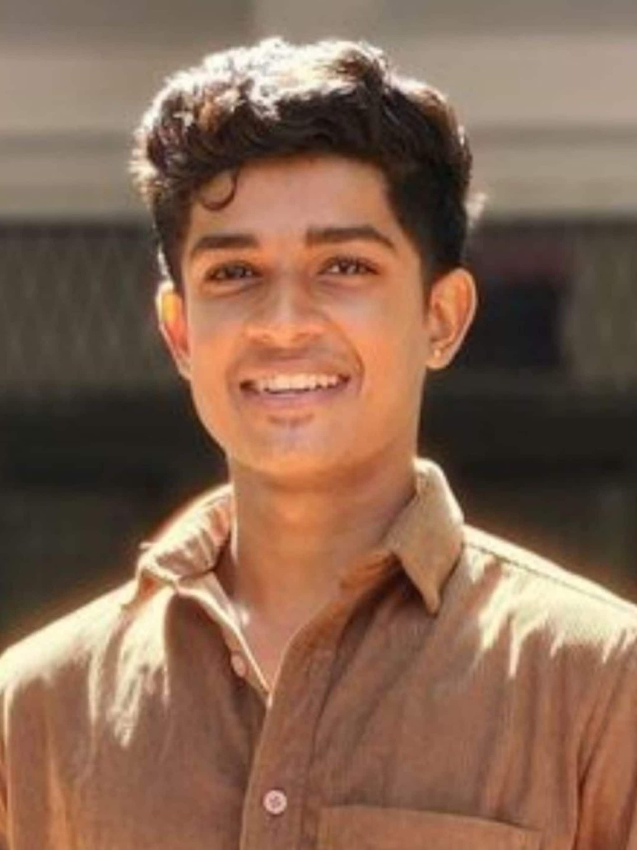 മുംബൈ ഇന്ത്യൻസിലെ സർപ്രൈസ് മലയാളി താരം; ആരാണ് വിഘ്നേഷ് പുത്തൂർ?