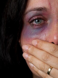 7 Signs You’re in a Toxic Relationship, According to Your Horoscope