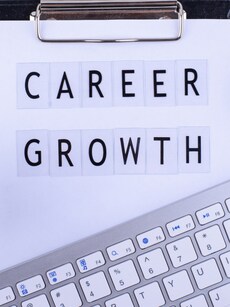 10 Everyday Habits That Quietly Boost Your Career