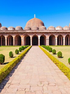 9 Best Offbeat Heritage Destinations in India
