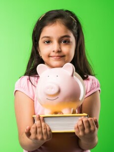 10 Smart Financial Habits Every Student Needs to Learn