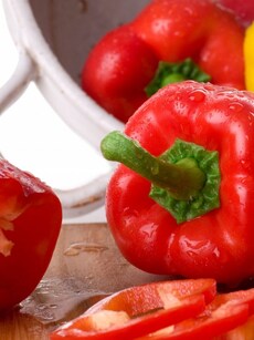 Health benefits of red bell pepper, nutrient-packed superfood